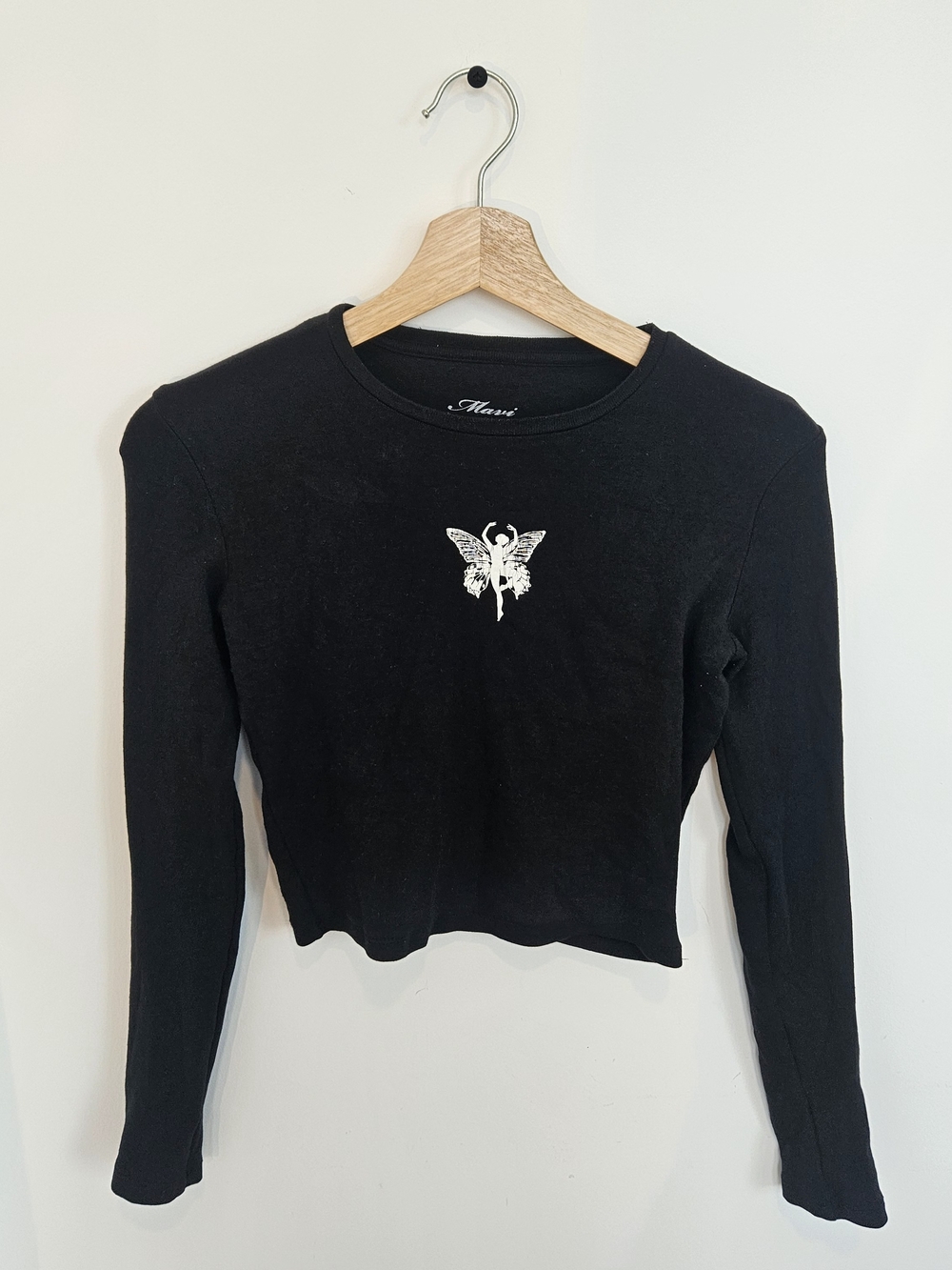 Mavi Black Long-Sleeve Cropped Tee with White Butterfly Graphic